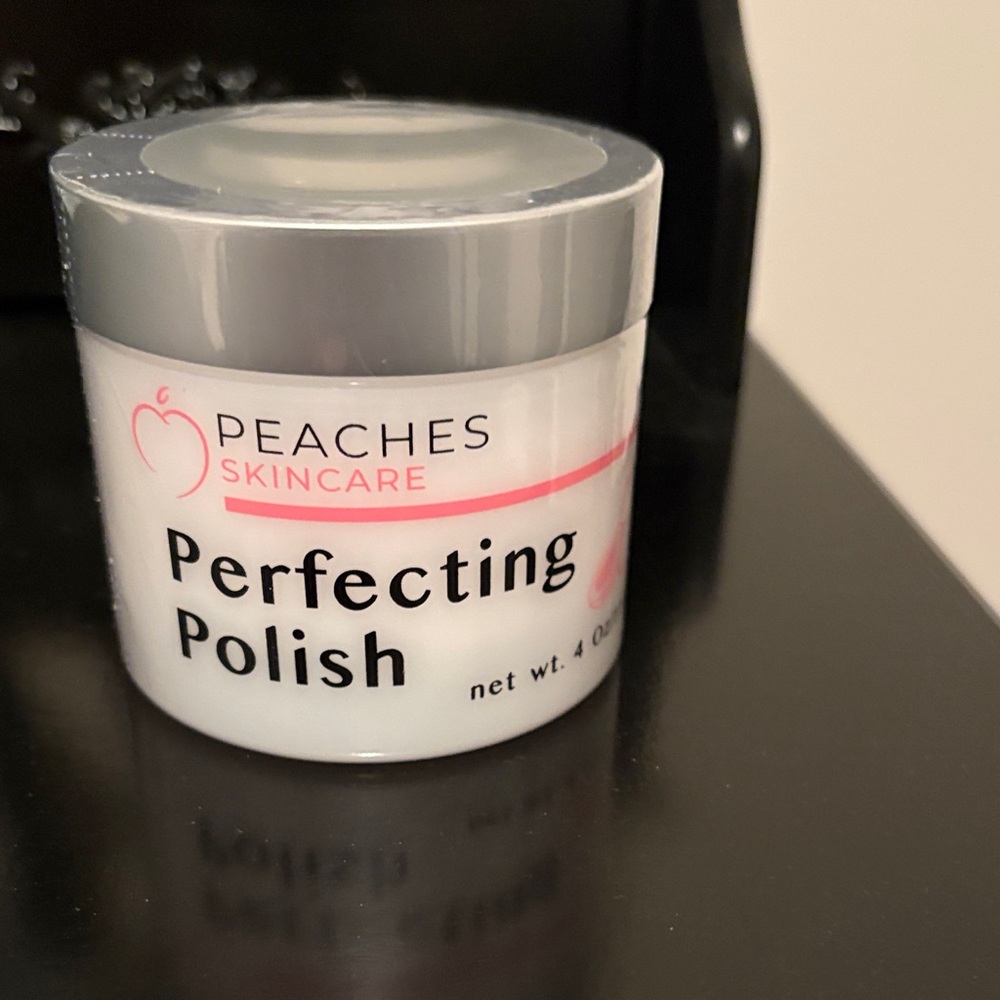 Skincare Polish in White and Silver Jar